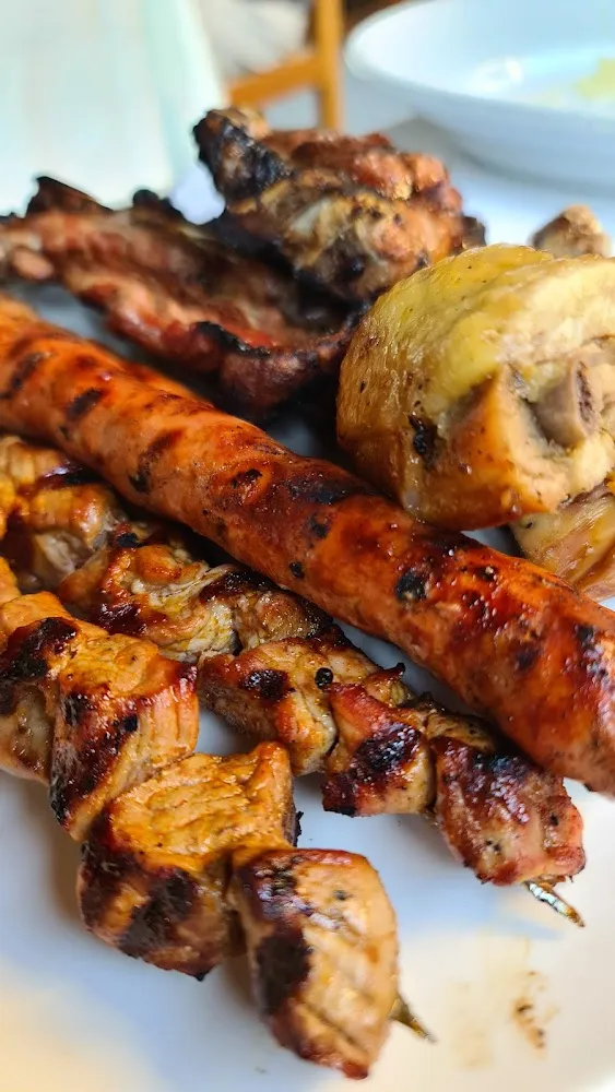 Couscous Merguez Brochettes Mixtes